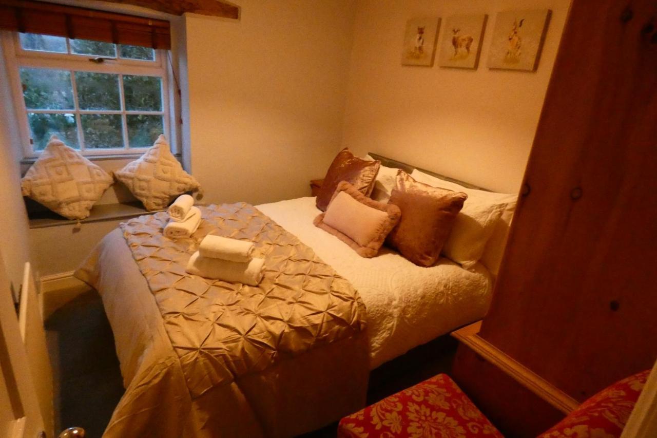 Redfearn Cottage Apperley Bridge Eksteriør bilde