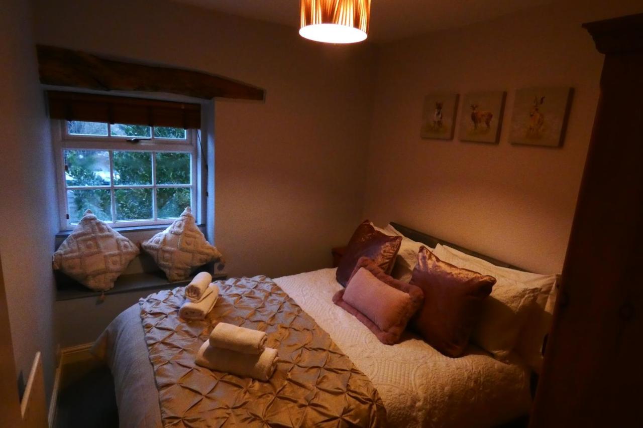 Redfearn Cottage Apperley Bridge Eksteriør bilde
