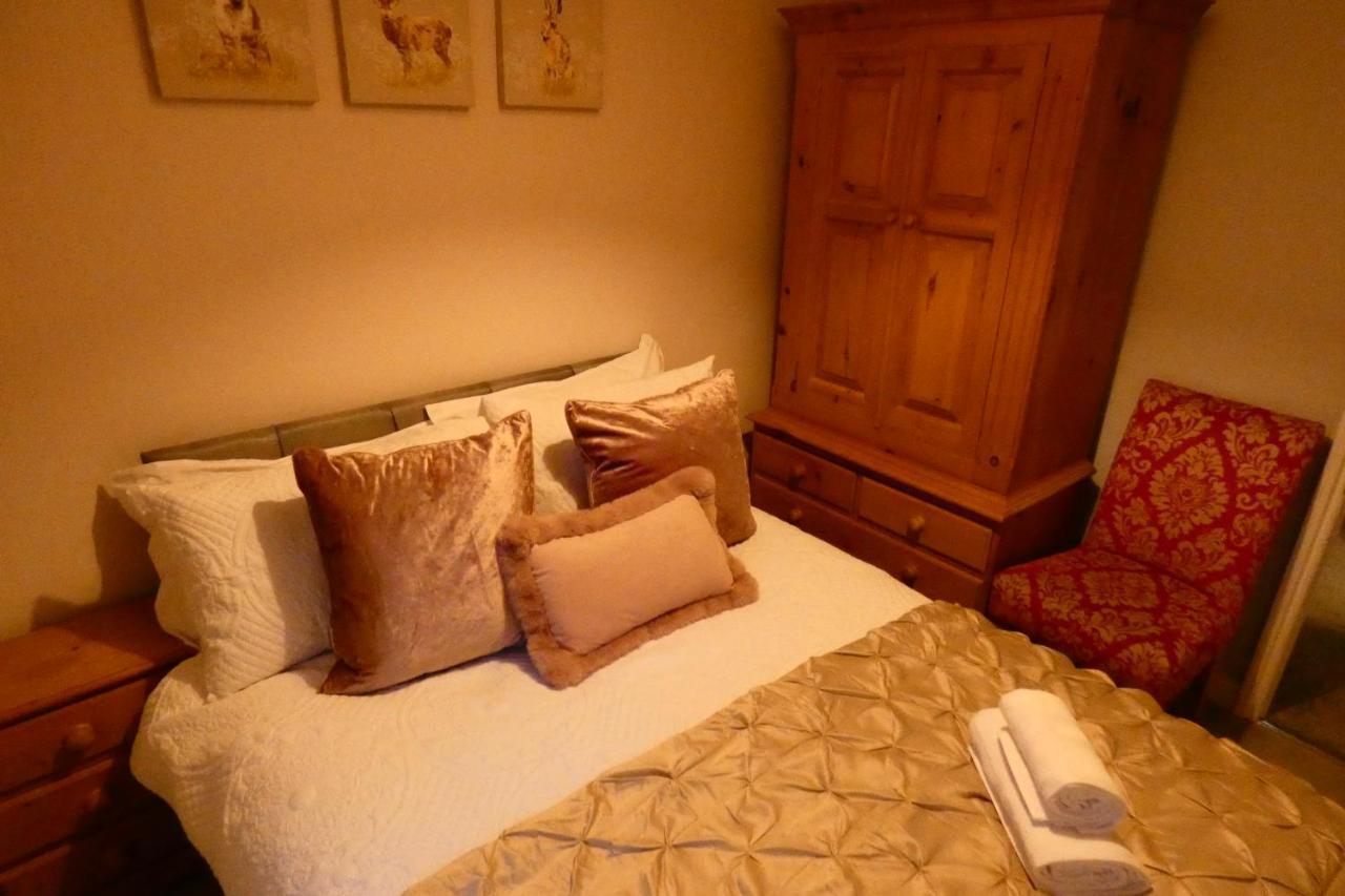 Redfearn Cottage Apperley Bridge Eksteriør bilde