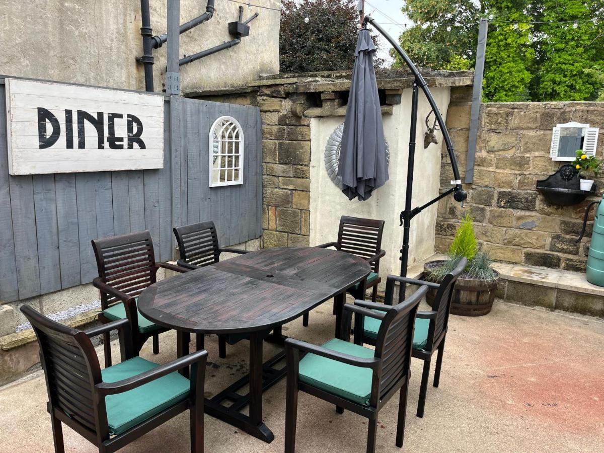 Redfearn Cottage Apperley Bridge Eksteriør bilde